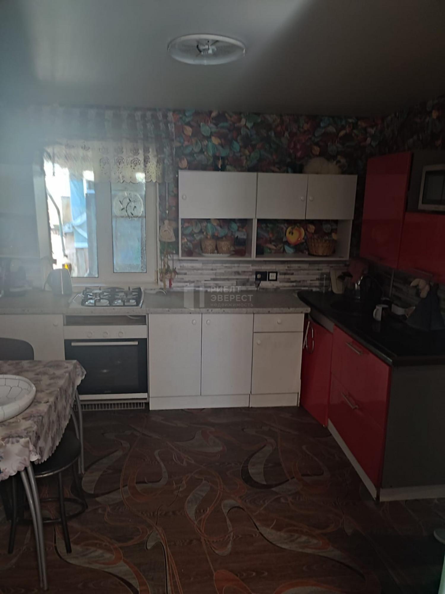 Купить дачу, дом, коттедж за 5 750 000 рублей на Горсовета ул., 4а
