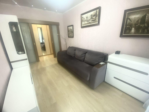 Продажа 2-комн квартиры Мориса Тореза ул, 3