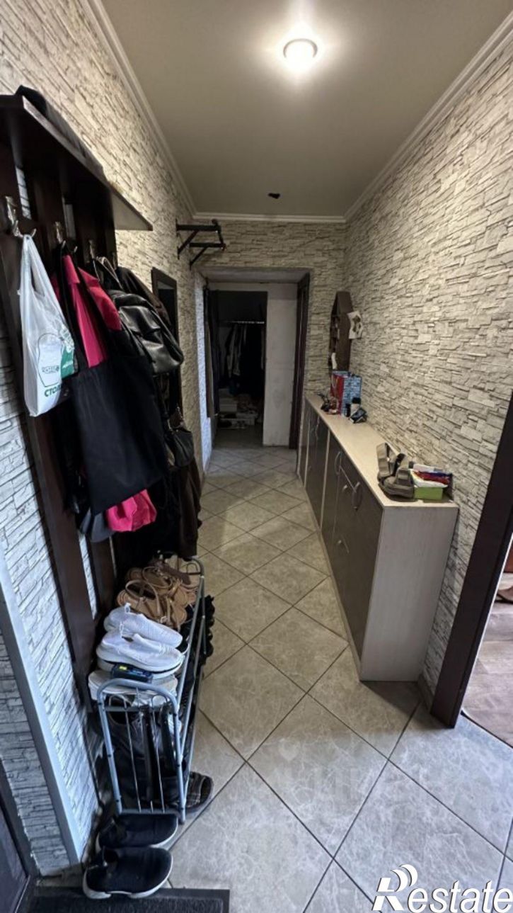 2-комн квартира улица Максима Горького, 11,  д. 11