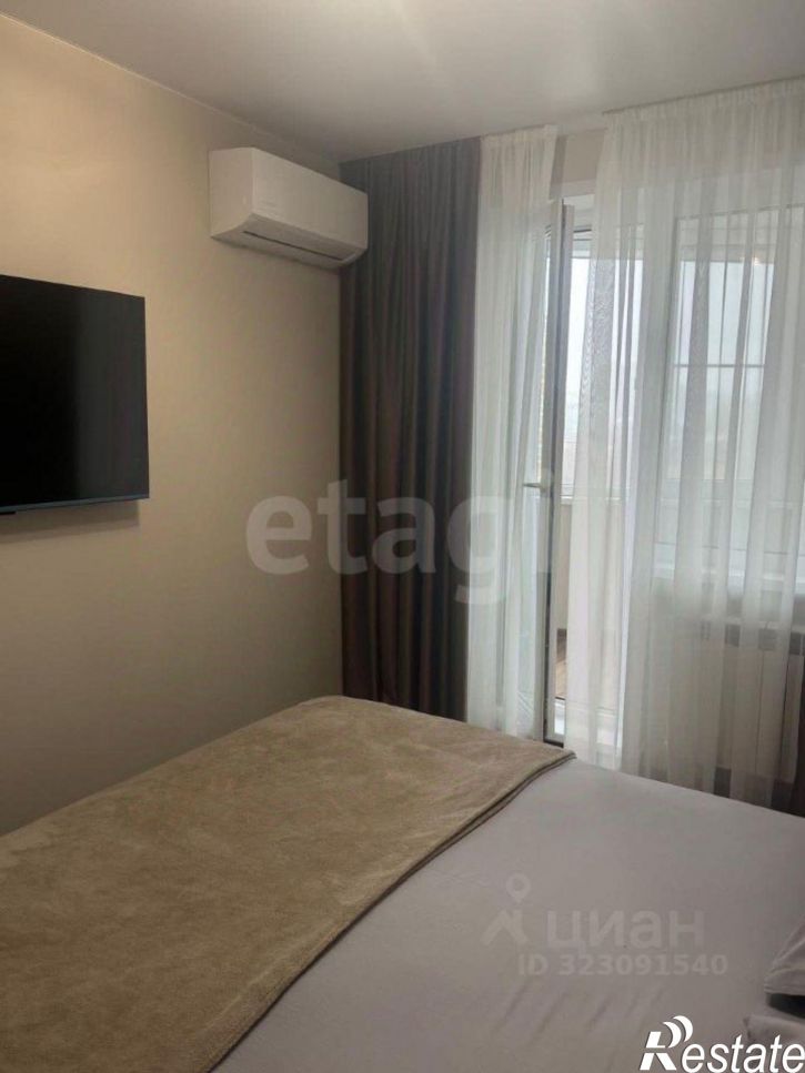 2-комн квартира улица Фёдора Смирнова, 1,  д. 1