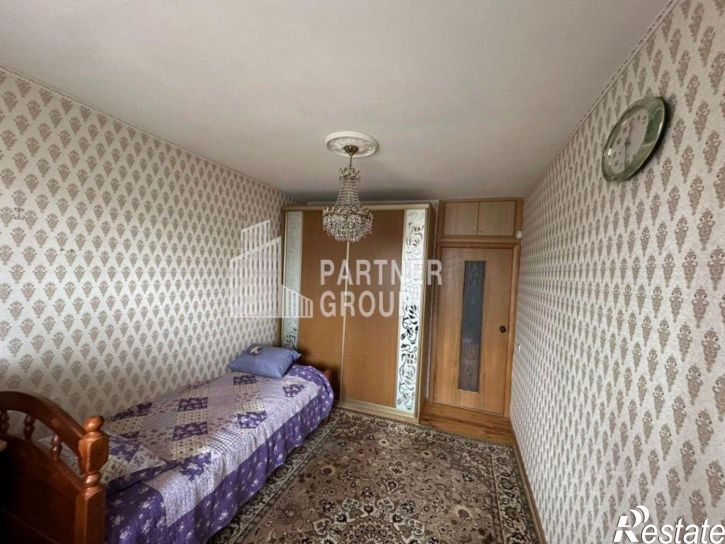 2-комн квартира улица Братьев Жабровых, 9,  д. 9