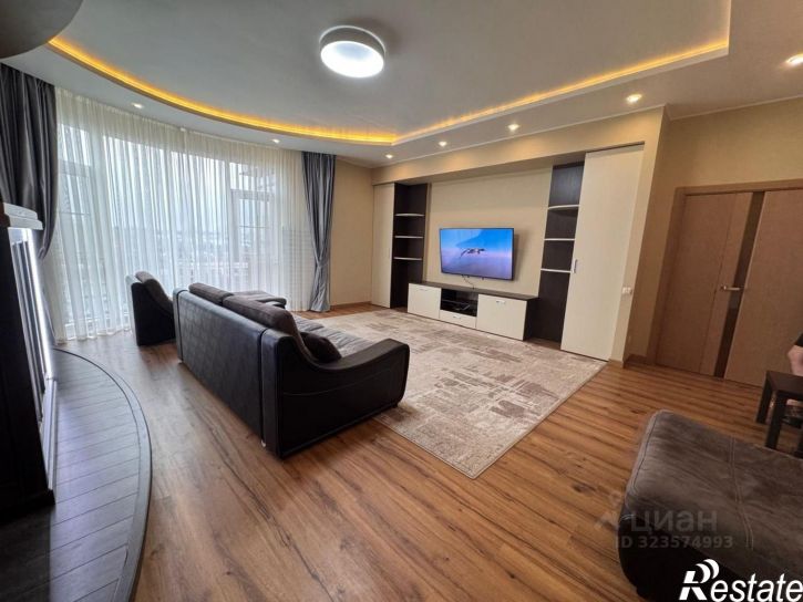 4-комн квартира улица Фрунзе, 27А,  д. 27А