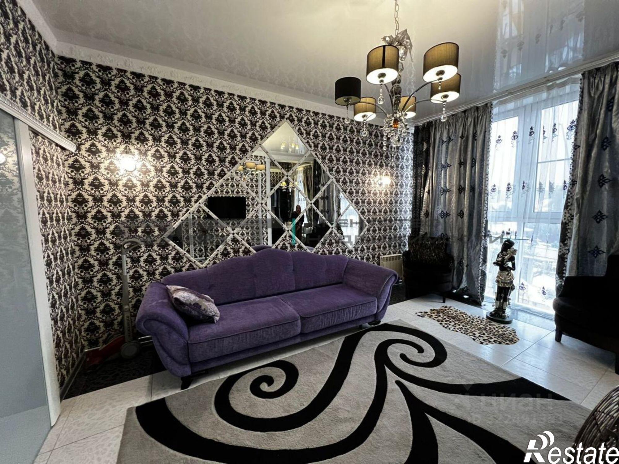 Купить квартиру за 15 000 000 рублей на ул Демонстрации, 141