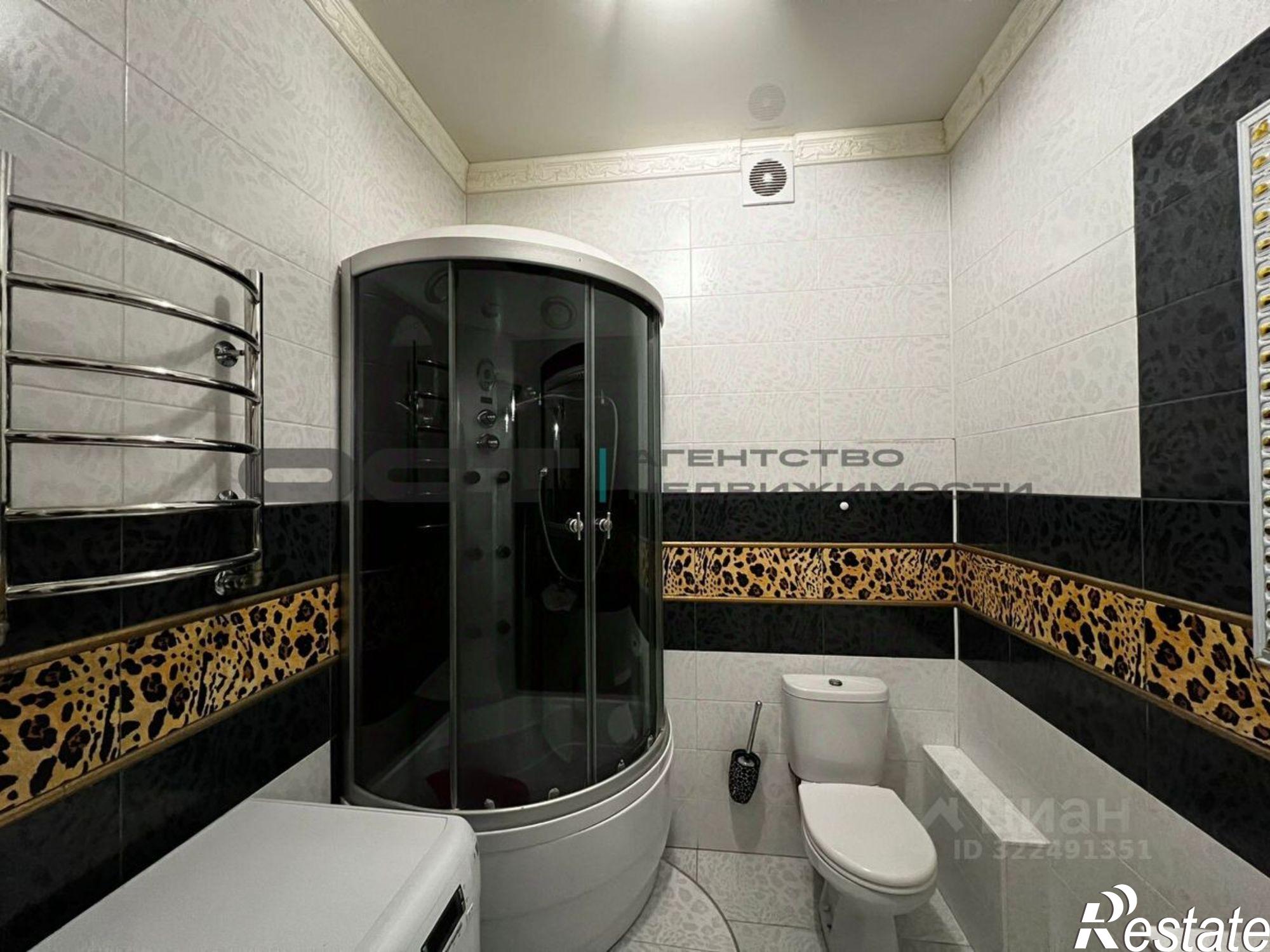 Купить квартиру за 15 000 000 рублей на ул Демонстрации, 141