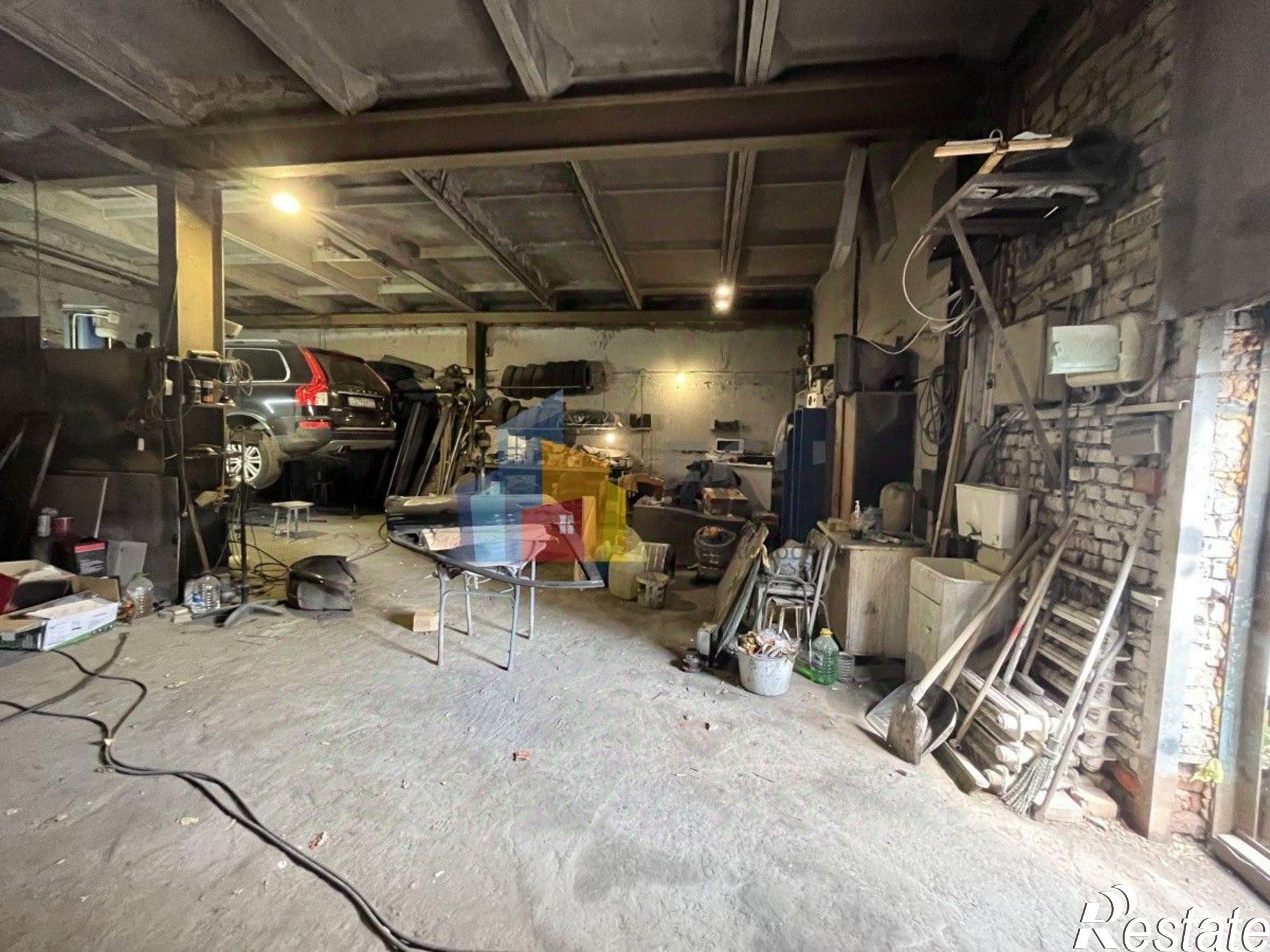 Купить помещение свободного назначения за 21 090 700 рублей на улица Луначарского, 1