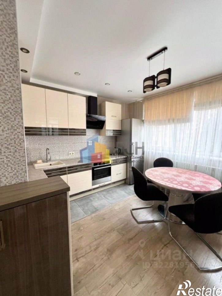 3-комн квартира улица Свободы, 24,  д. 24