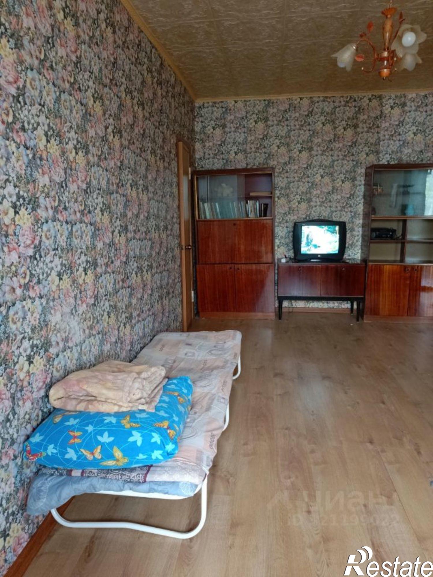 Сдать квартиру за 40 000 рублей на улица Кутузова, 10А