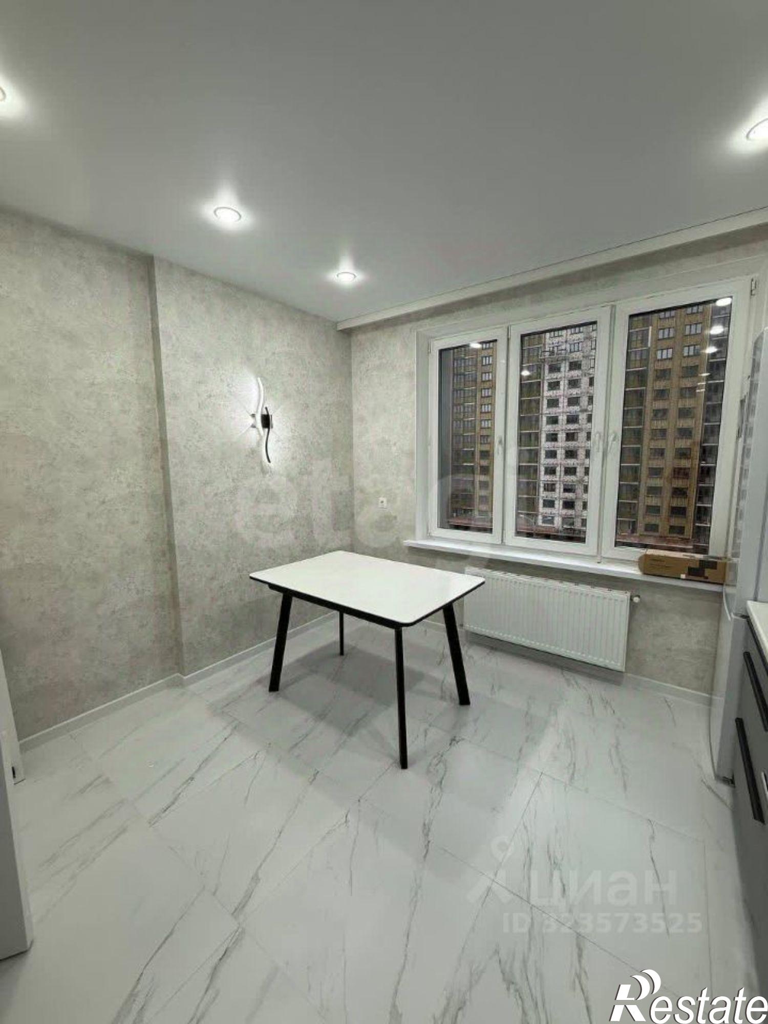 Сдать квартиру за 40 000 рублей на Рязанская улица, 23