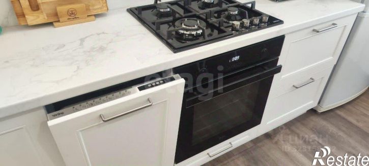 2-комн квартира улица Халтурина, 2,  д. 2