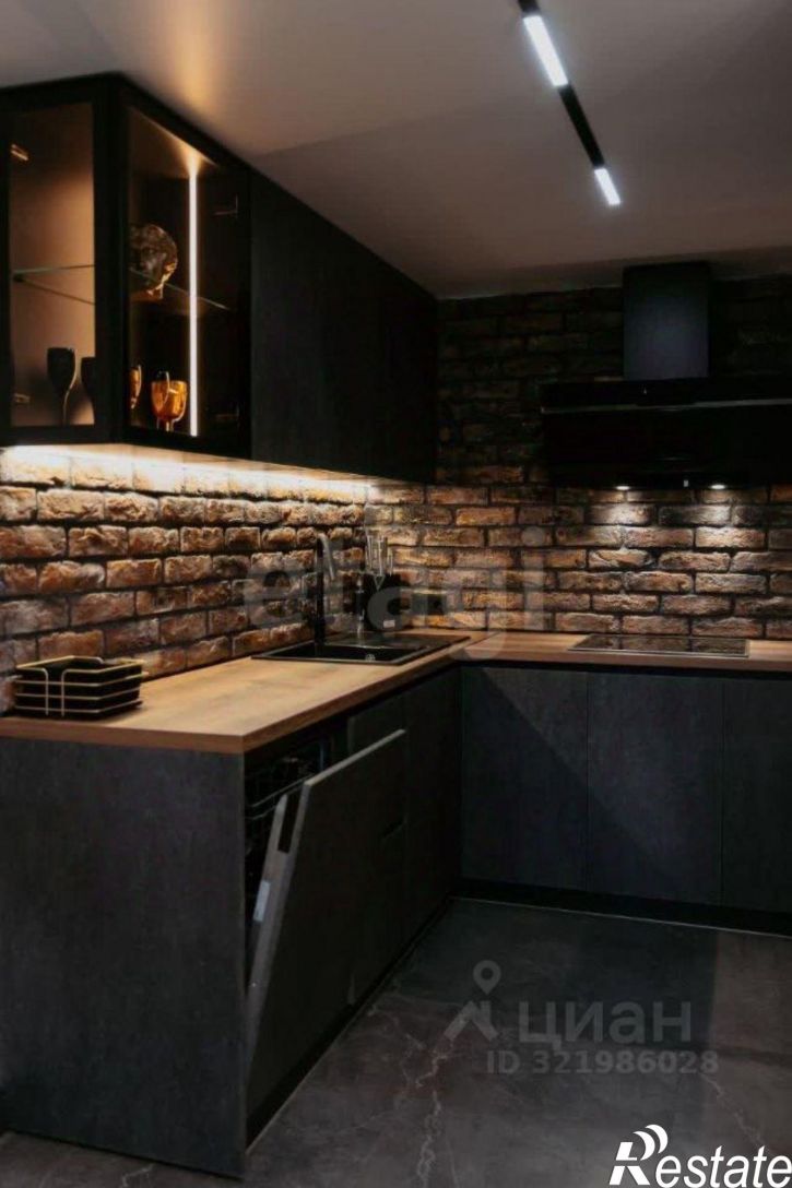 2-комн квартира улица Ф.Энгельса, 1,  д. 1