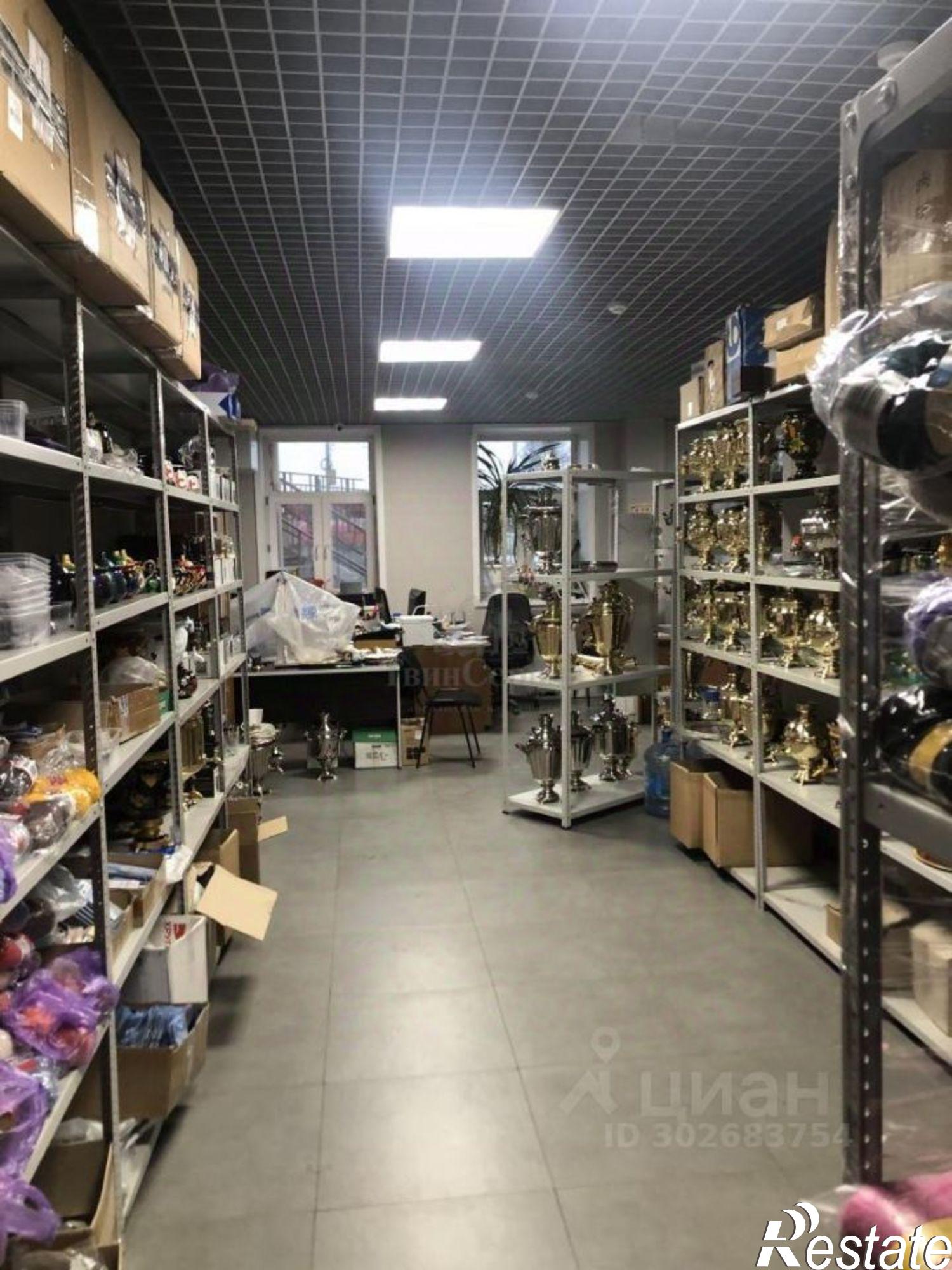 Купить помещение свободного назначения за 25 000 200 рублей на улица Металлургов, 108