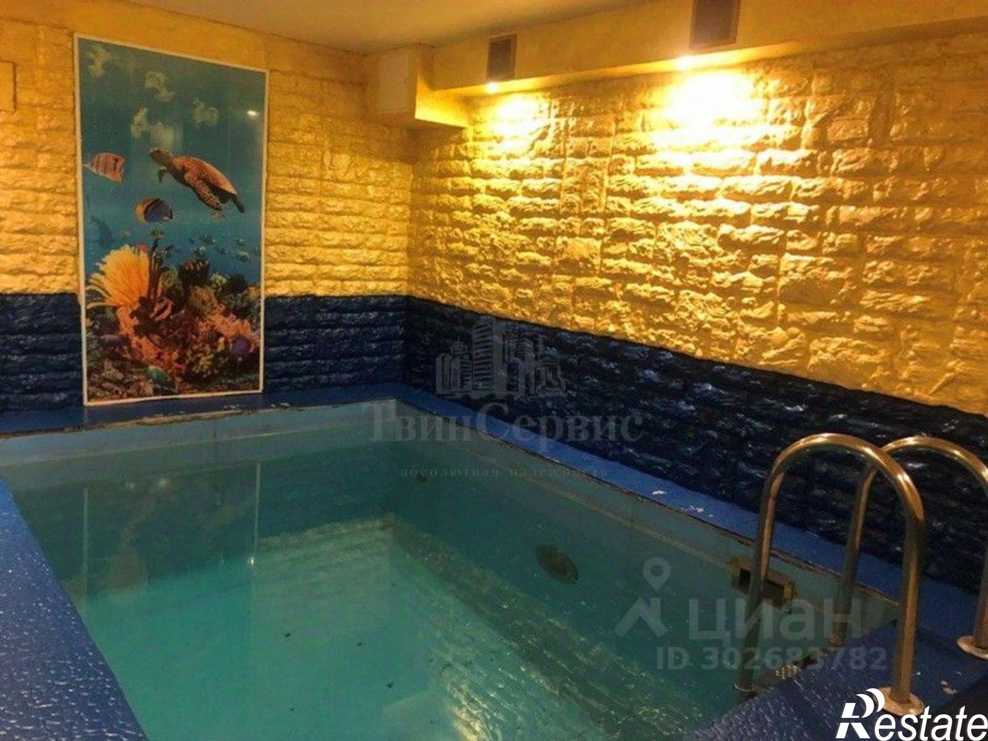 Купить помещение свободного назначения за 12 000 100 рублей на улица Максима Горького