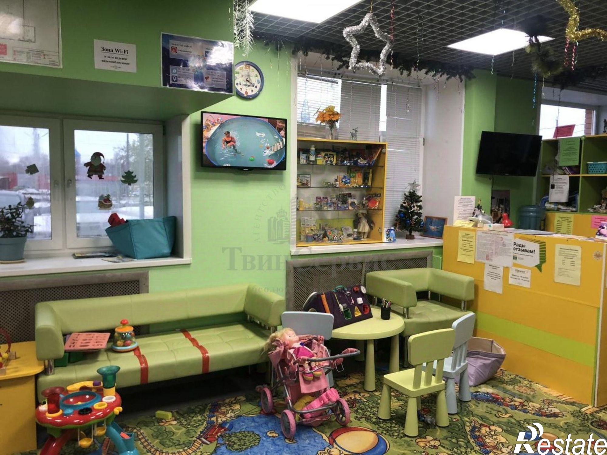 Купить помещение свободного назначения за 25 000 200 рублей на улица Металлургов, 108