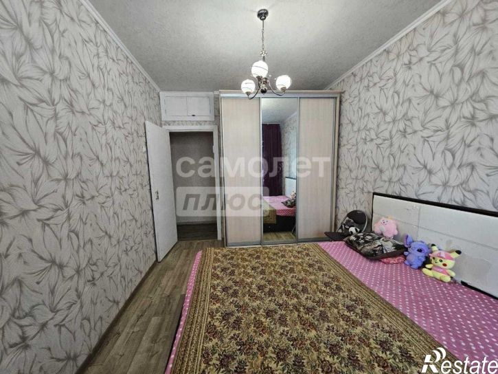 2-комн квартира улица Мезенцева, 44 к3,  д. 44 к3