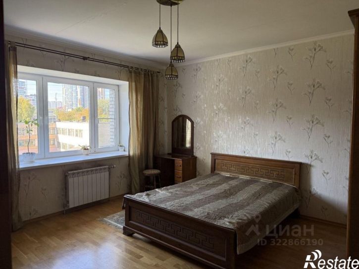 4-комн квартира ул Новомосковская, д 7А