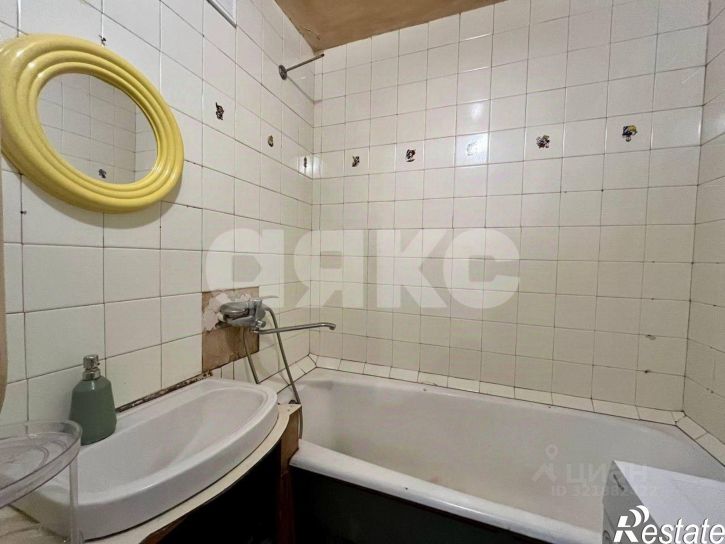 2-комн квартира улица Максима Горького, 27,  д. 27