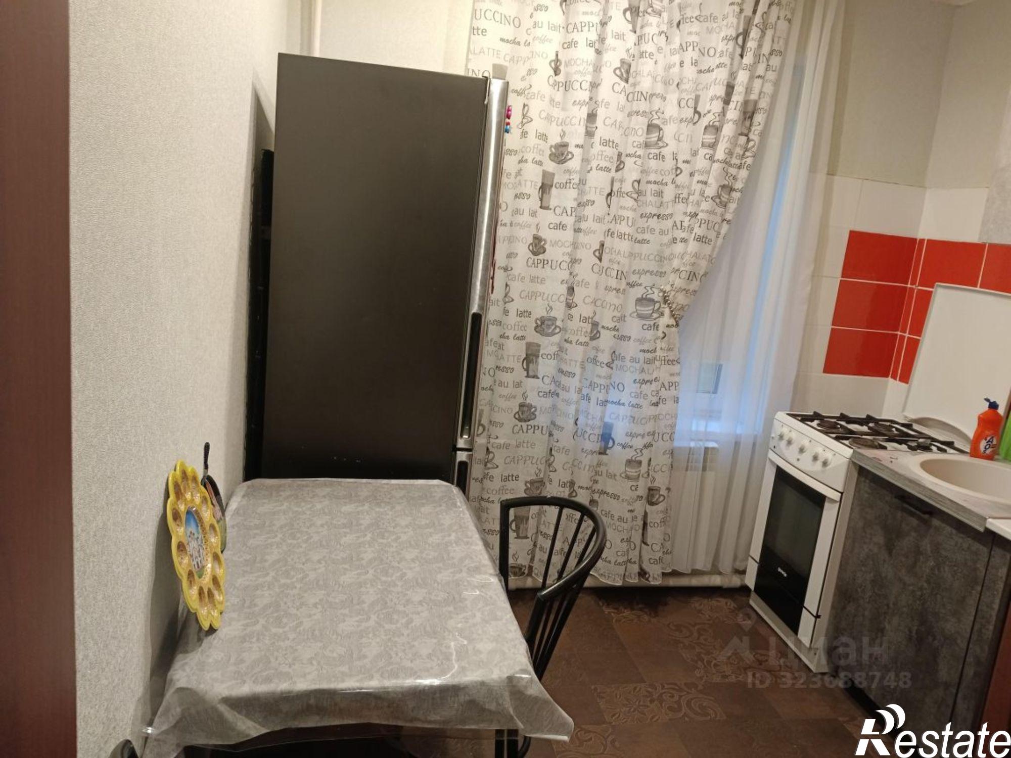 Сдать квартиру за 25 000 рублей на улица Бардина, 10