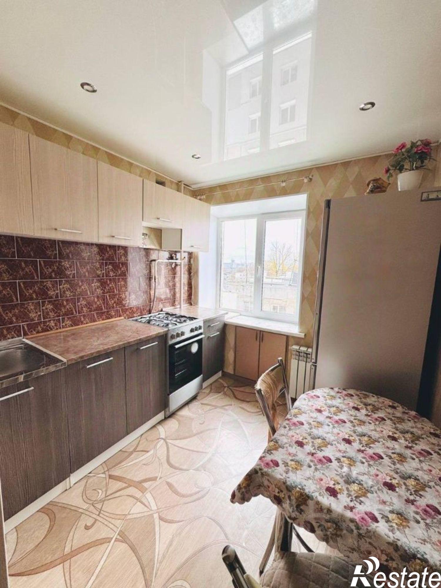 Купить квартиру за 4 190 000 рублей на ул Ложевая, 132