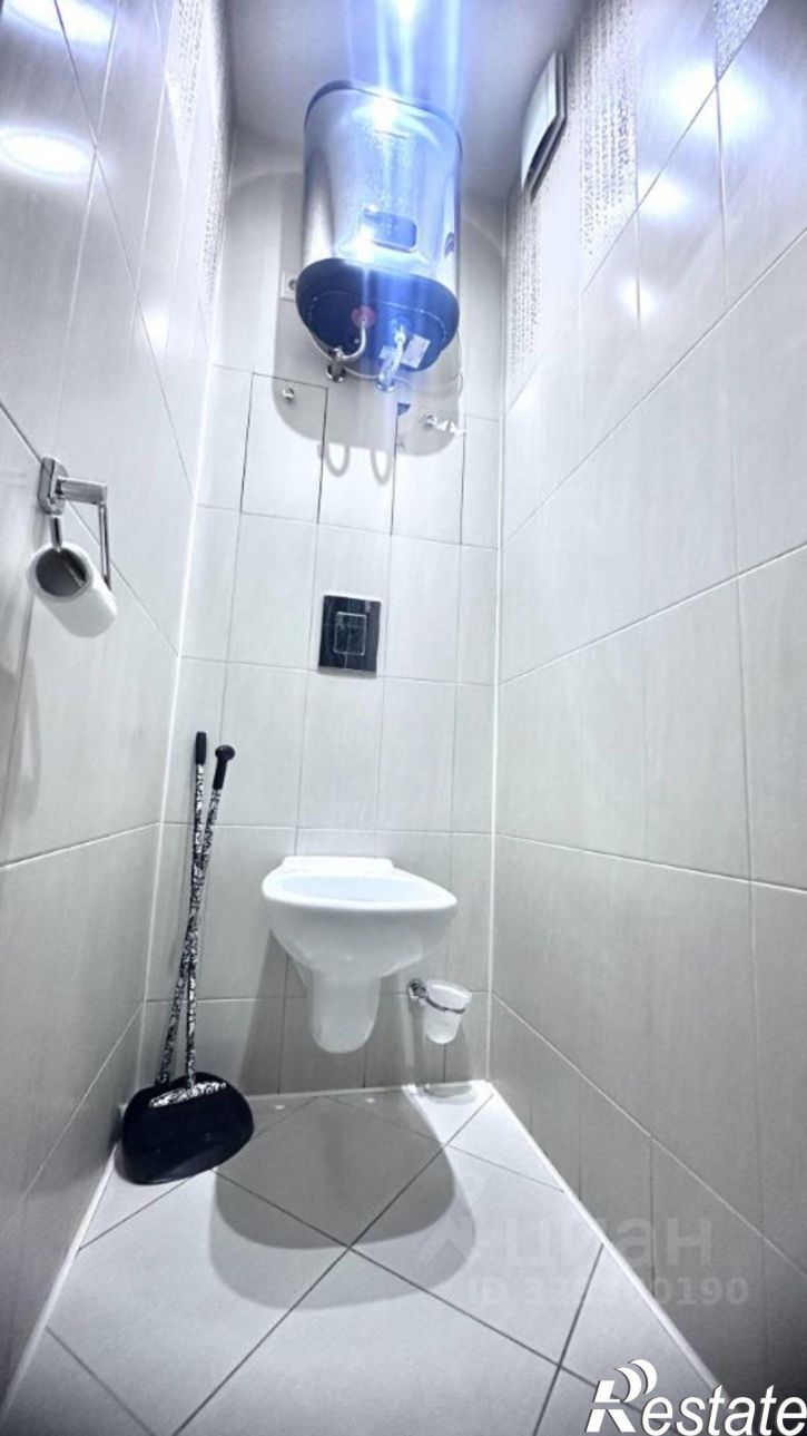 2-комн квартира улица Михеева, 19,  д. 19