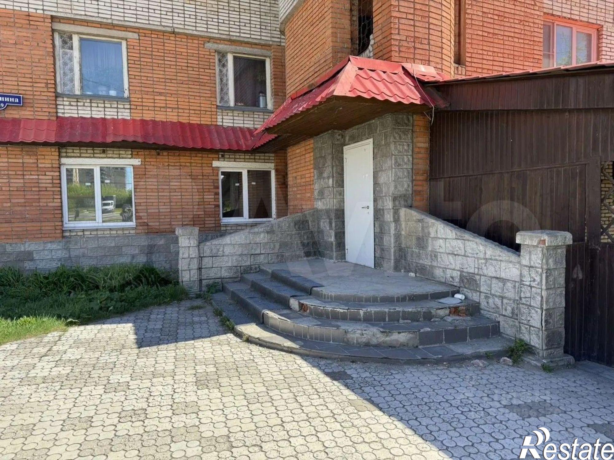 Купить помещение свободного назначения за 15 000 000 рублей на пр-кт Ленина, 149