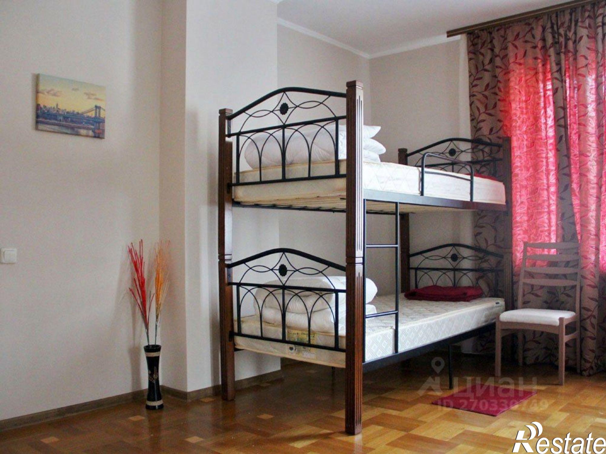 Сдать дачу, дом, коттедж за 386 250 рублей на Серебровская улица, 59