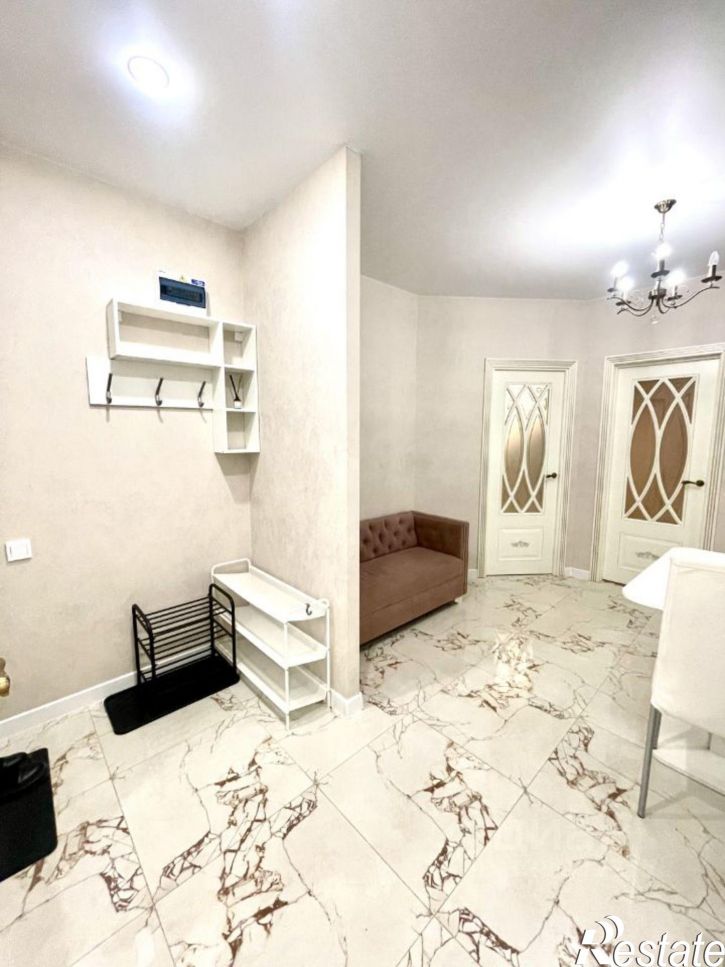 2-комн квартира улица Академика Насоновой, 1Б,  д. 1Б