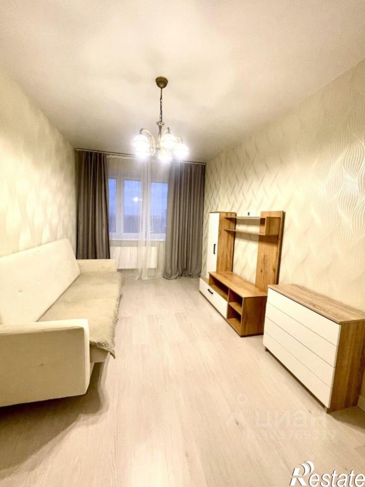 2-комн квартира улица Академика Насоновой, 1Б,  д. 1Б