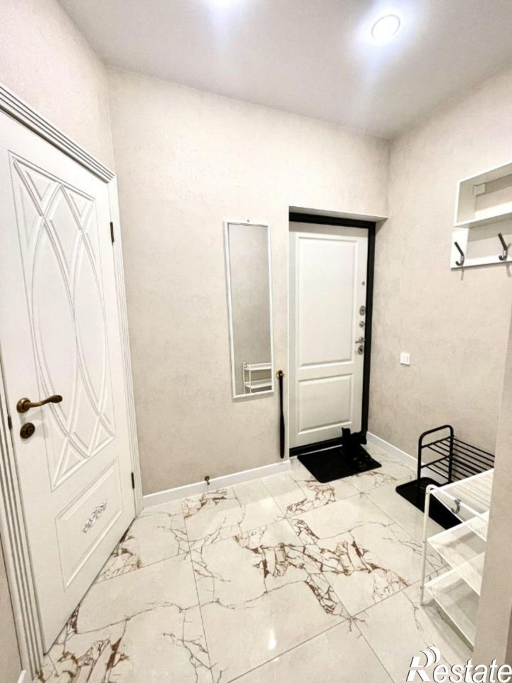 2-комн квартира улица Академика Насоновой, 1Б,  д. 1Б