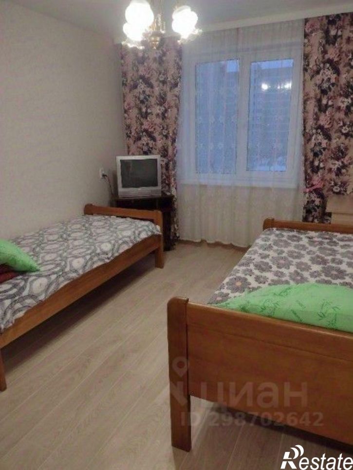3-комн квартира улица Лейтейзена, 8,  д. 8