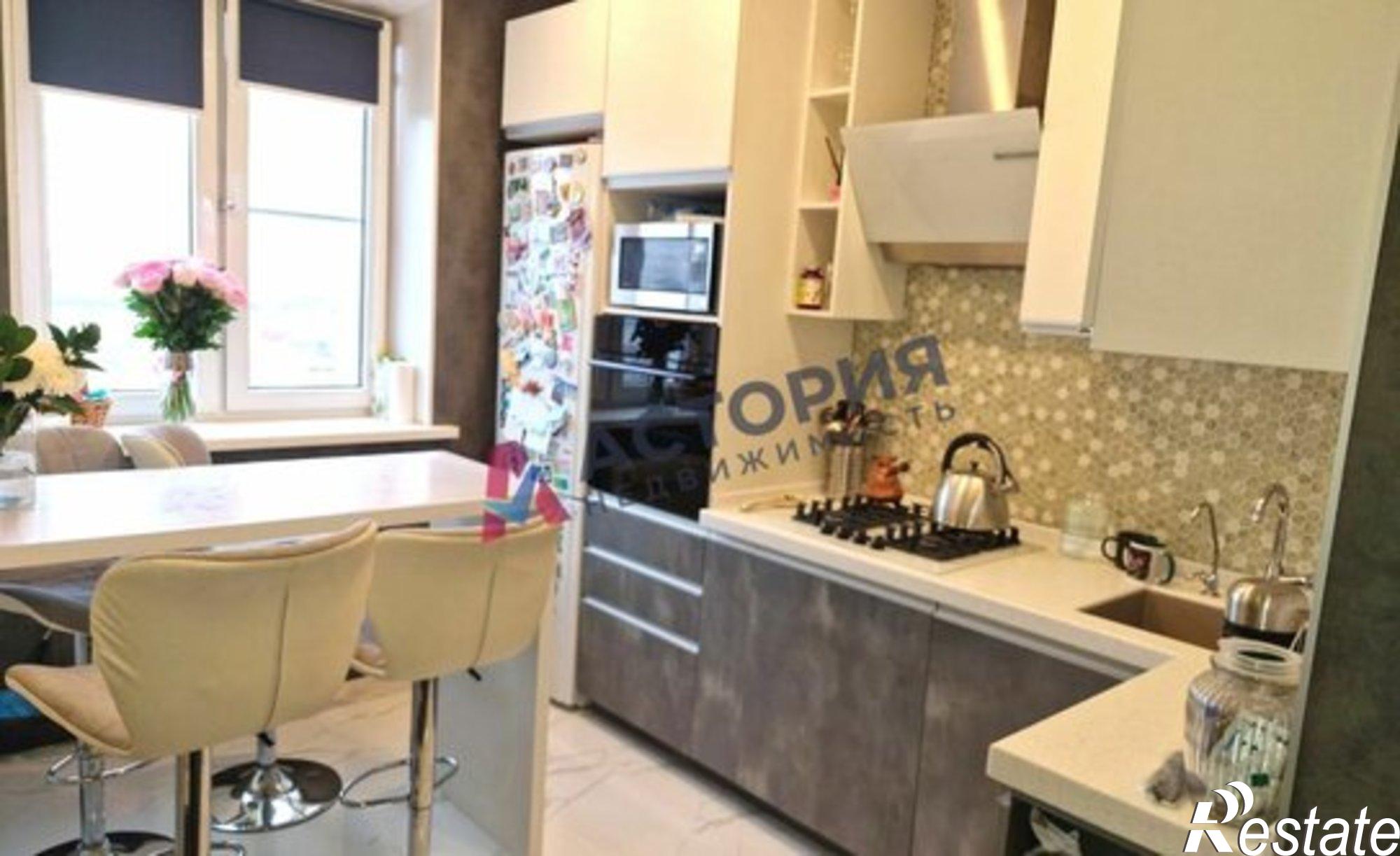 Купить квартиру за 8 550 000 рублей на ул Строителей, 4