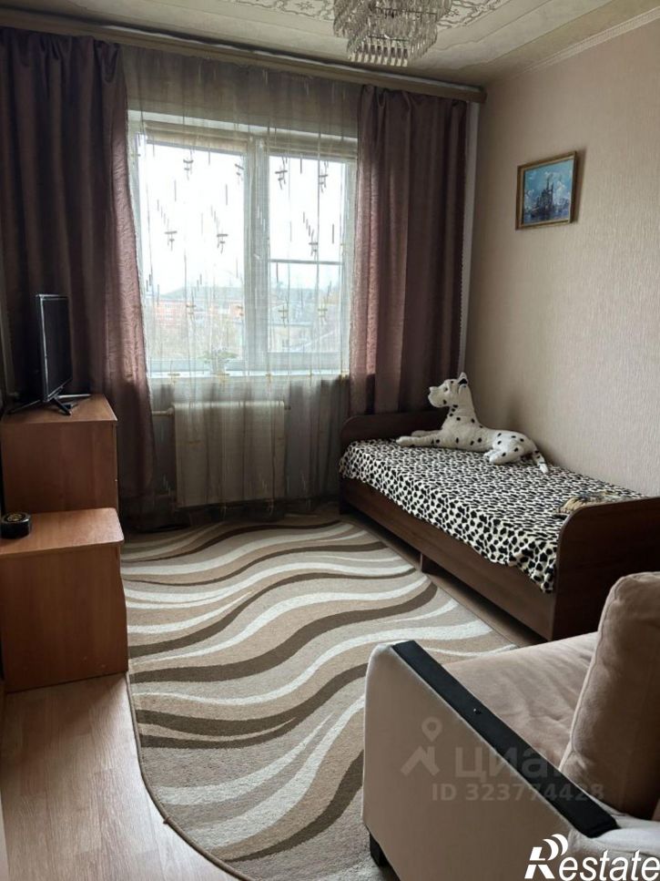 3-комн квартира улица Мезенцева, 44 к1,  д. 44 к1