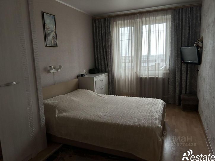 3-комн квартира улица Мезенцева, 44 к1,  д. 44 к1