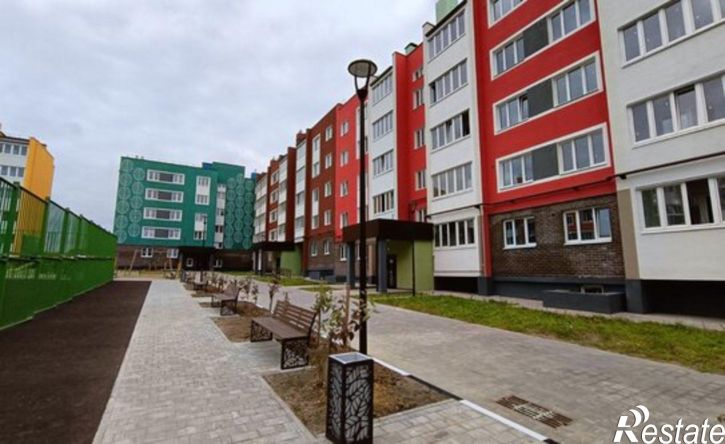 2-комн квартира в новом доме ул Героя России Зиничева, 8,  д. 8