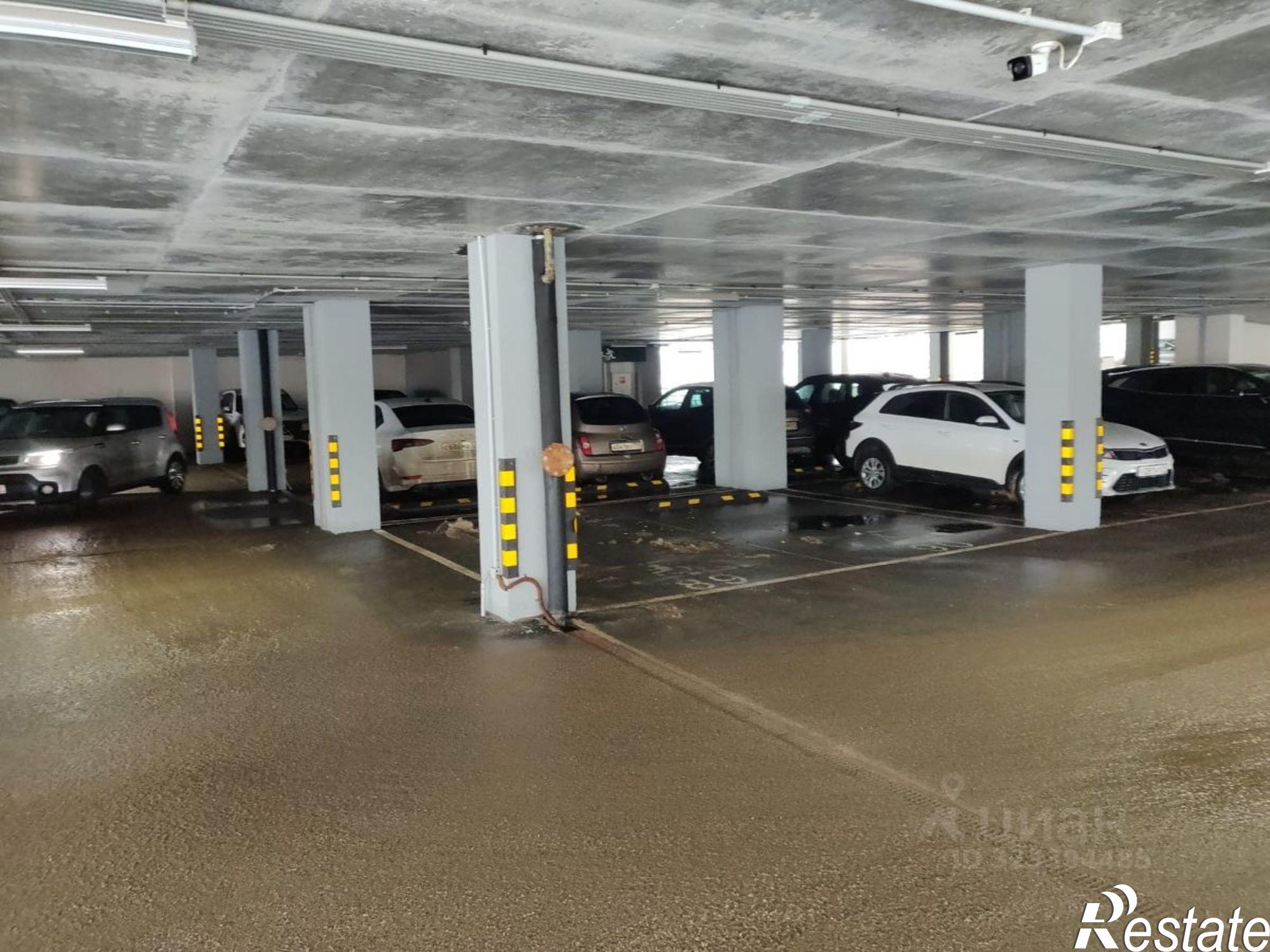 Сдать гараж, место в паркинге за 9 000 рублей на ул Бандикова, 8А