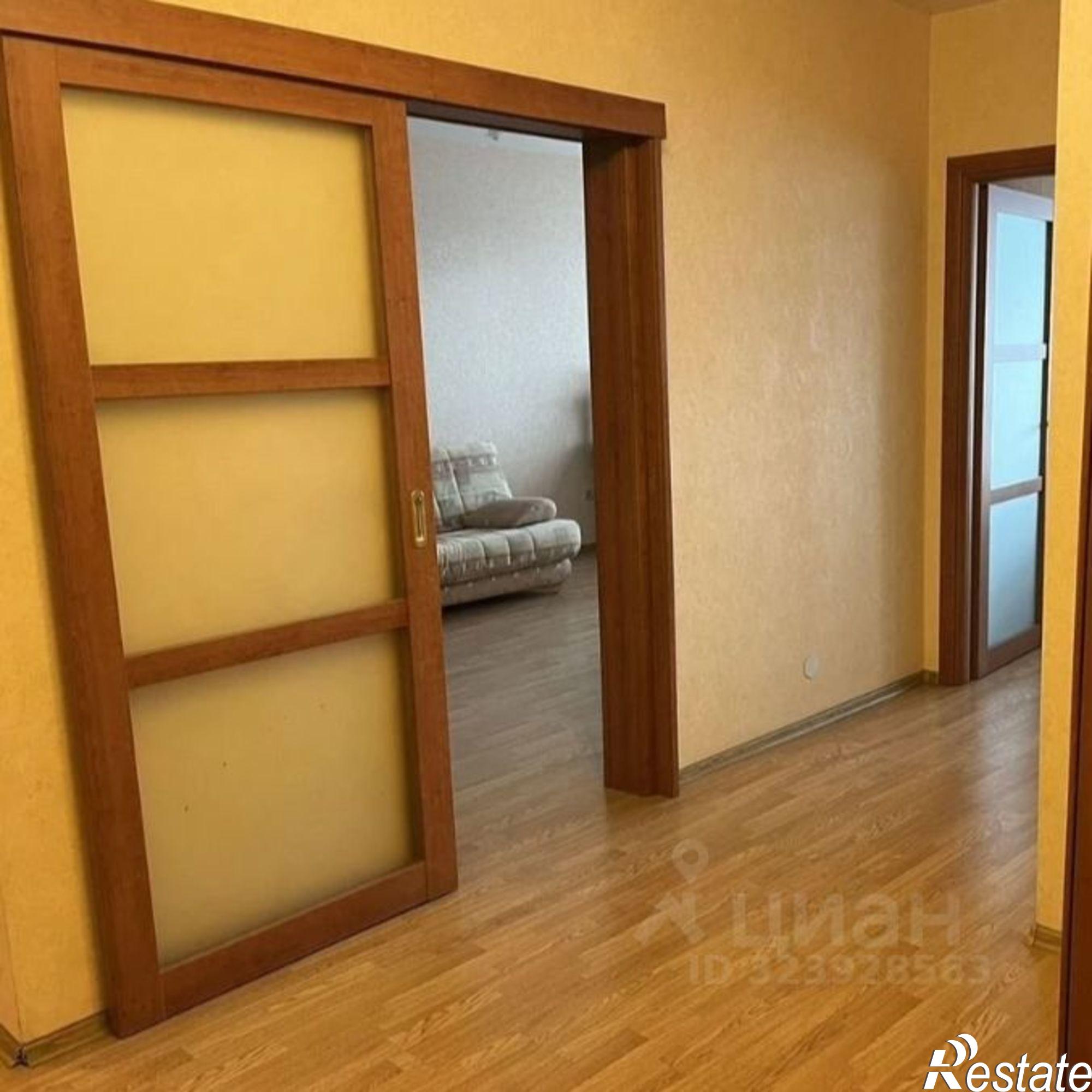 Сдать квартиру за 42 000 рублей на ул Демонстрации, 27