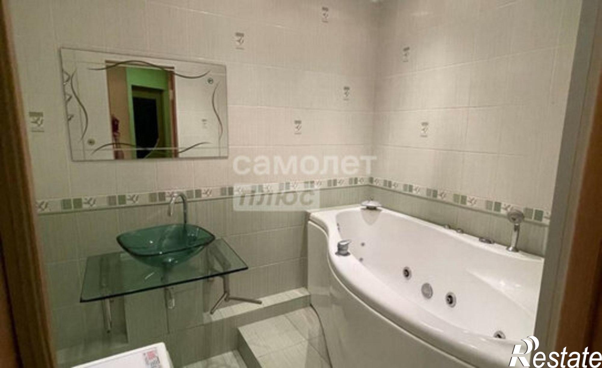 Купить квартиру за 7 990 000 рублей на Калужское шоссе, 1