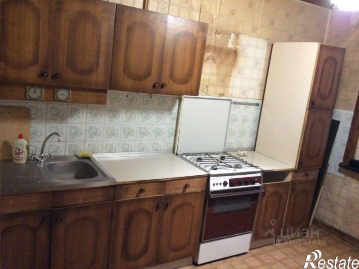 2-комн квартира улица Максима Горького, 14,  д. 14