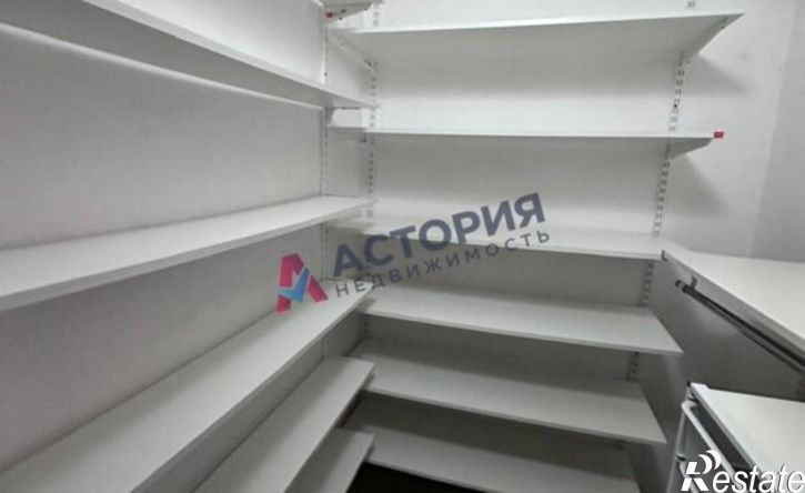 3-комн квартира улица Макаренко, 9Б,  д. 9Б