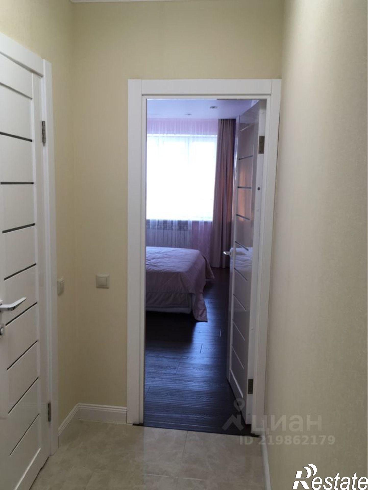 Сдать квартиру за 75 000 рублей на пр-кт Ленина, 130