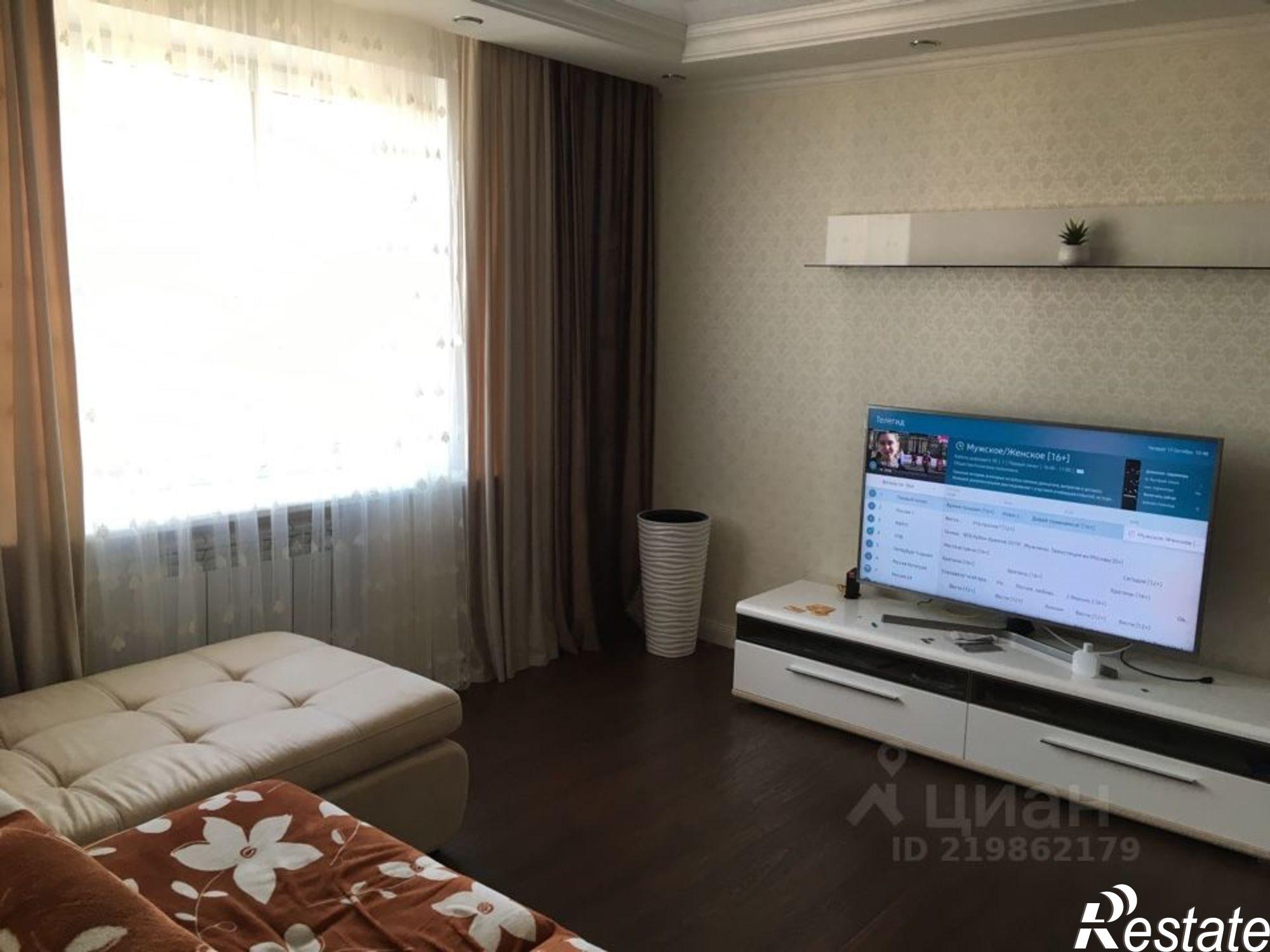 Сдать квартиру за 75 000 рублей на пр-кт Ленина, 130