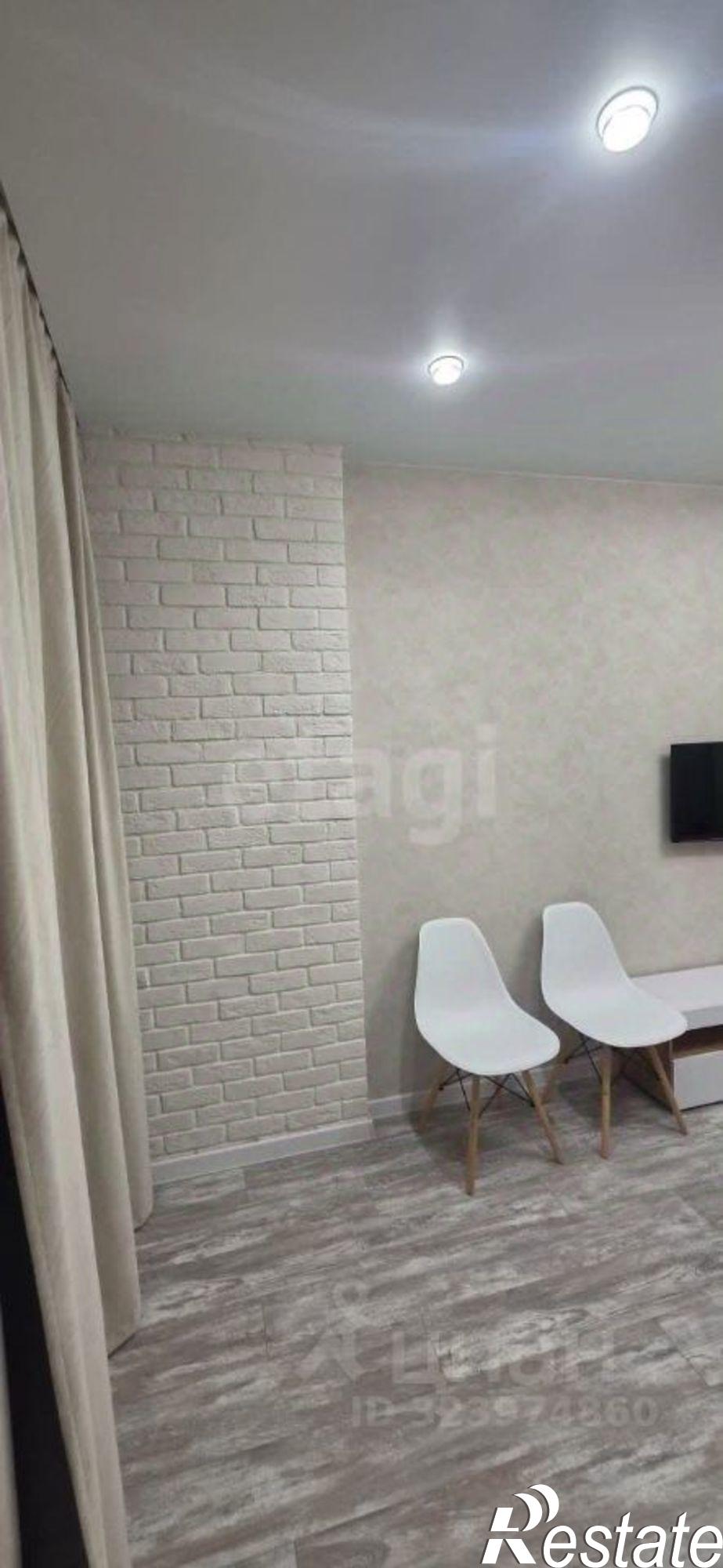 Сдать квартиру за 45 000 рублей на улица Академика Насоновой, 1Б