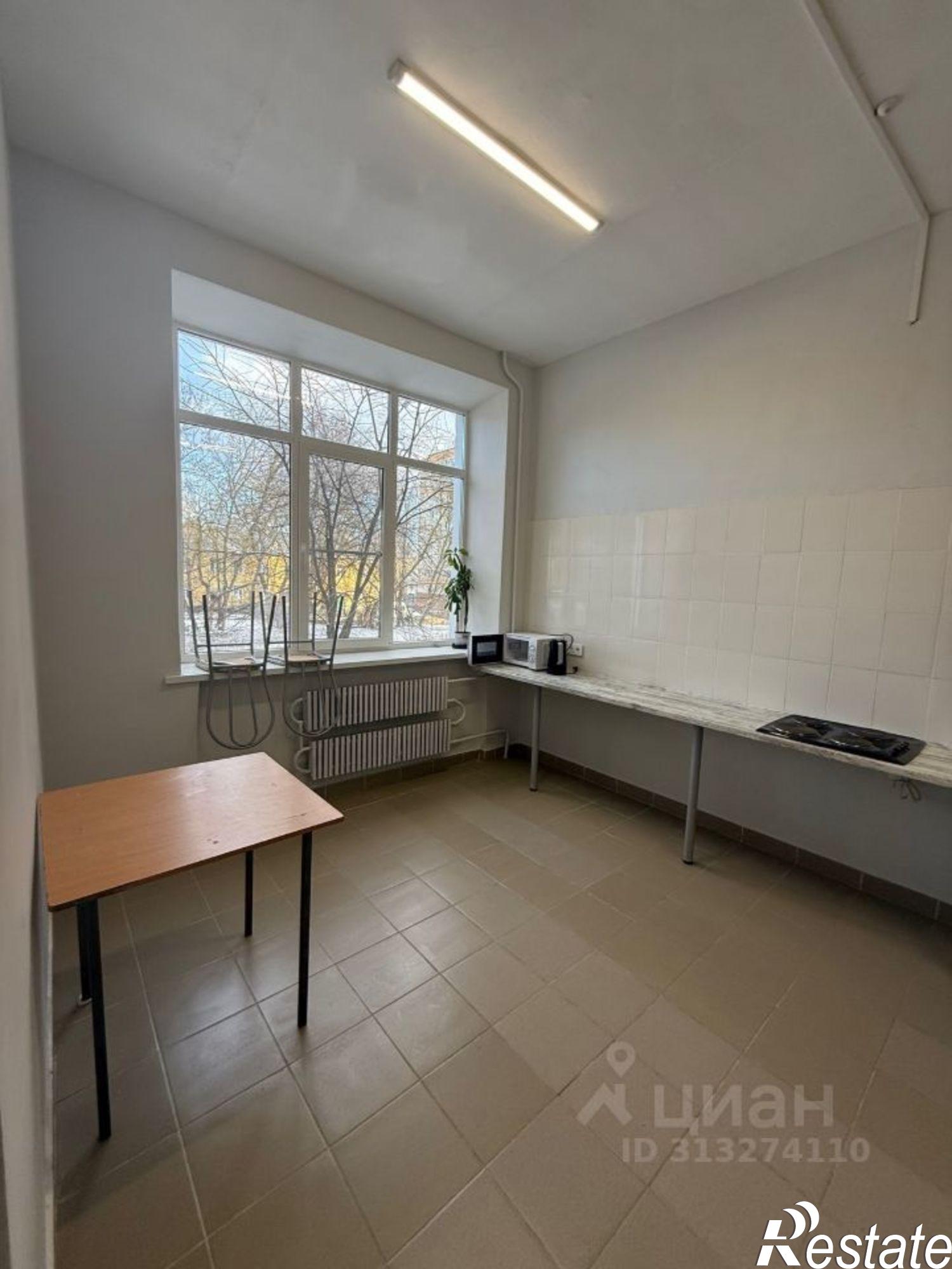 Купить помещение свободного назначения за 5 200 000 рублей на улица Баженова, 28А