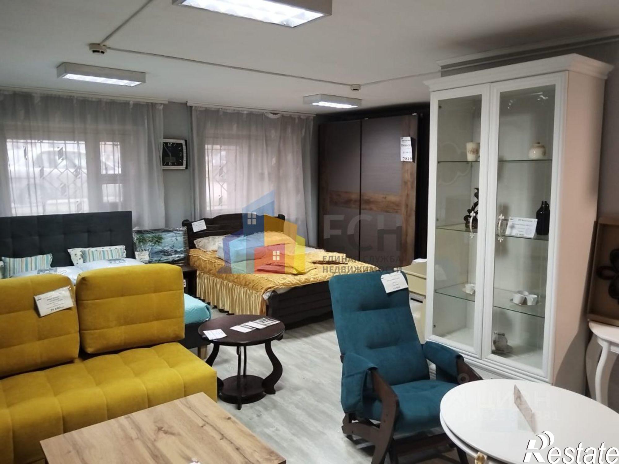 Купить торговое помещение за 21 000 000 рублей на улица Демонстрации, 27