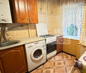 3-комн, 63кв м, этаж 1/5 улица Максимовского, 6