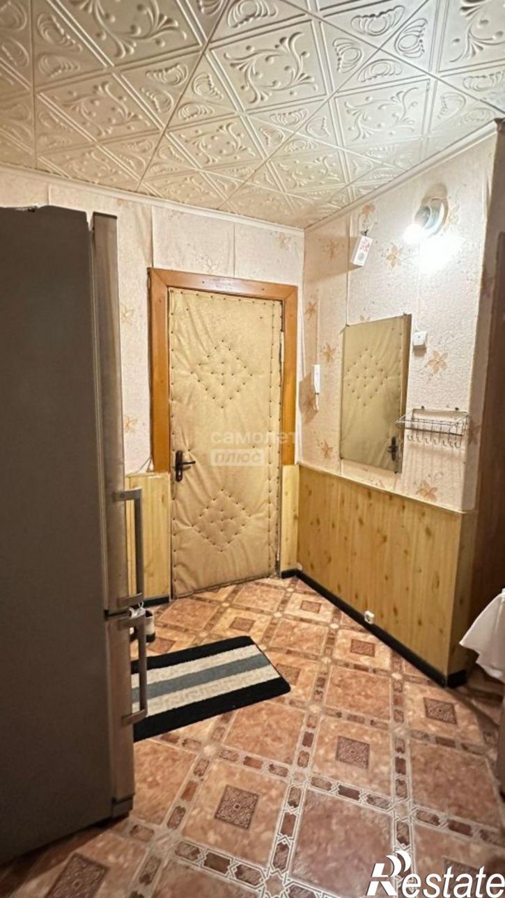 3-комн квартира улица Максимовского, 6,  д. 6