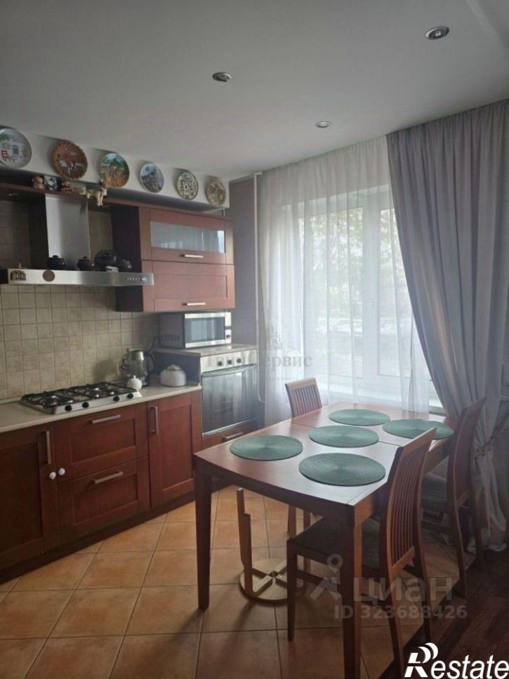 3-комн квартира улица Фёдора Смирнова, 3,  д. 3