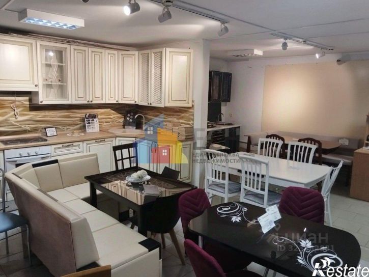 Торговое помещение улица Демонстрации, 27,  д. 27