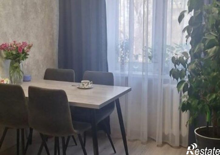 4-комн квартира ул Полюсная, 28,  д. 28