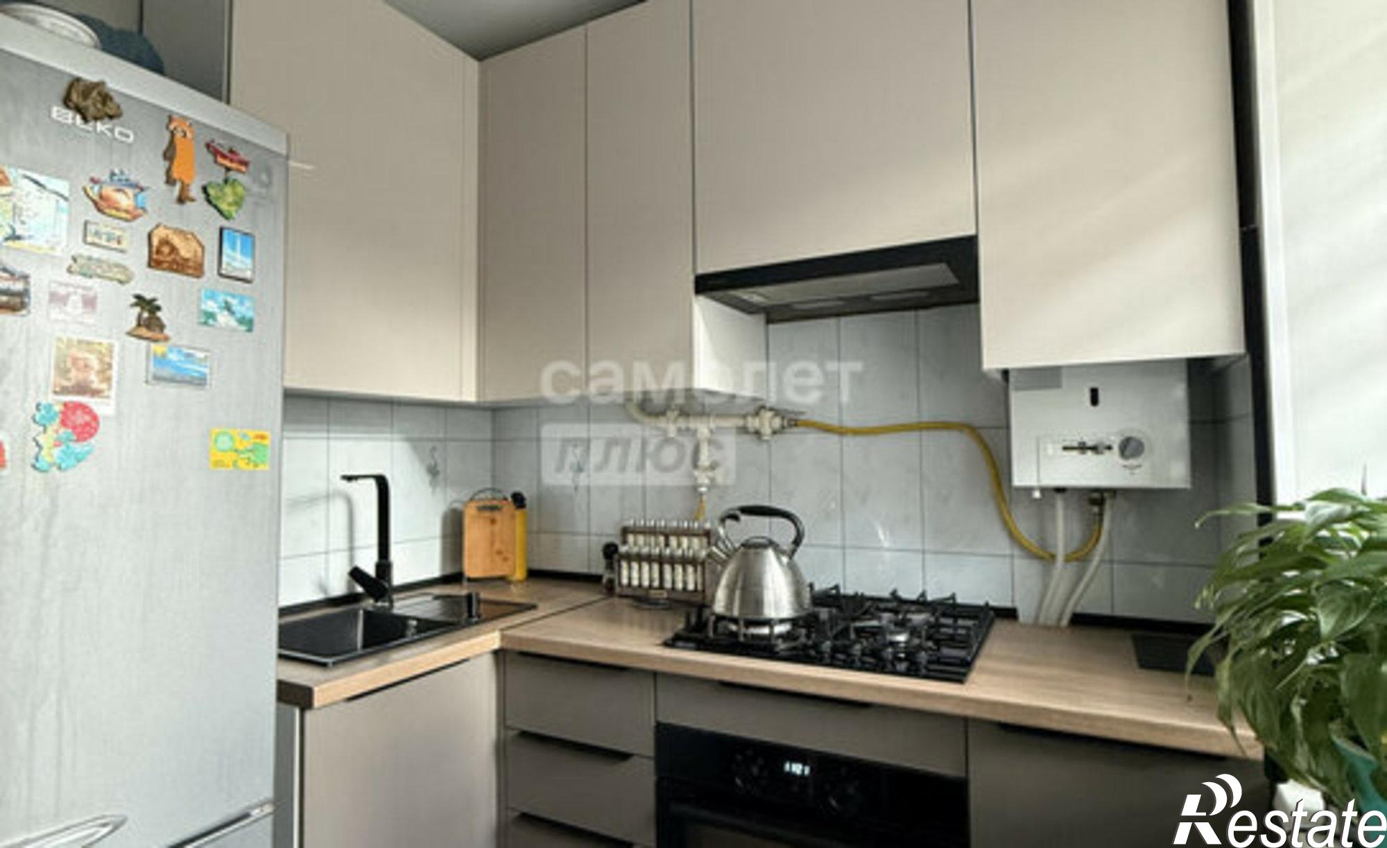 Купить квартиру за 3 650 000 рублей на ул Рогова, 33