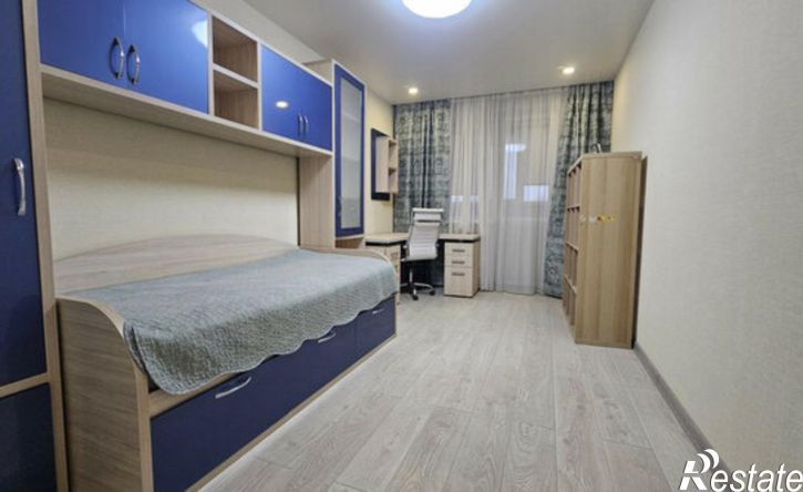 3-комн квартира улица Макаренко, 7,  д. 7